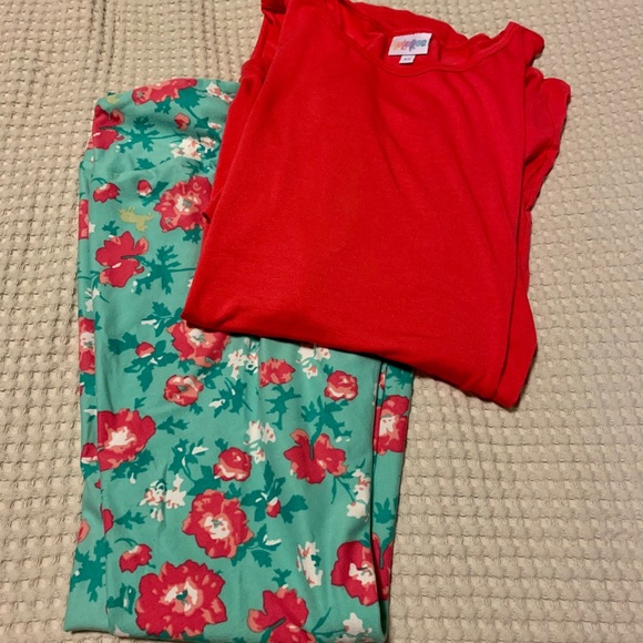 LuLaRoe Pants - 🦄 lularoe leggings & tunic.